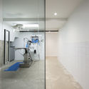 Hospital Veterinario du Parc / Thomas Balaban Architect - Apartamentos