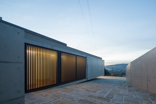 Casa AP / FCC Arquitectura Casa AP / FCC Arquitectura - Fachada, Concreto