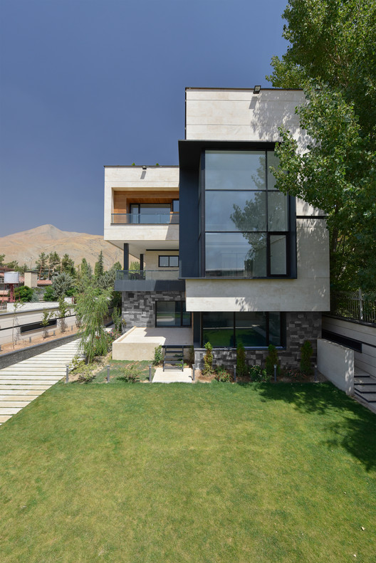 Niloufar Villa / Line Architecture Studio - Windows, Facade