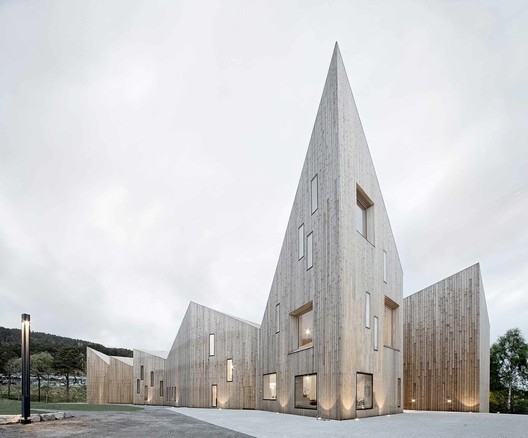 Norwegian Architect Reiulf Ramstad Shares What 'Designing for a Landscape' Really Means - Image 3 of 12