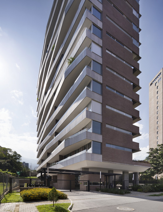 Obra Diecinueve / OPUS - Image 15 of 34