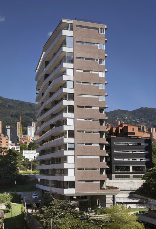 Obra Diecinueve / OPUS - Image 21 of 34