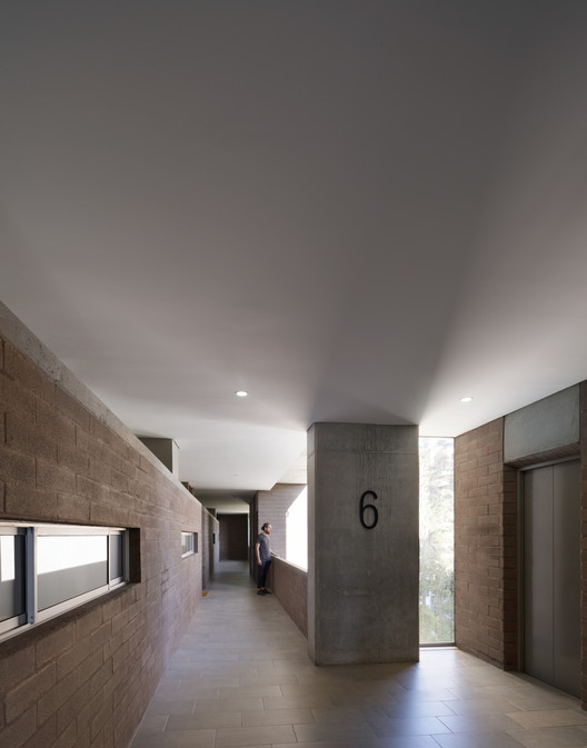 Obra Diecinueve / OPUS - Image 3 of 34