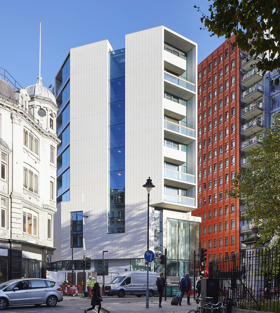 Gallery of White Lion House / MICA 21