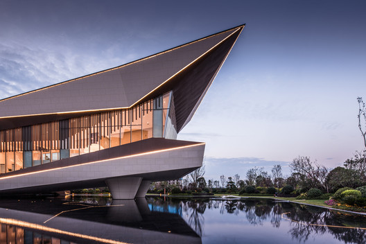 Langtin Yuanzhu Experience Hall / CHALLENGE DESIGN - Image 17 of 44