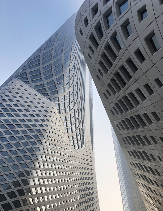 南京国际青年文化中心/ 扎哈·哈迪德建筑事务所| ArchDaily