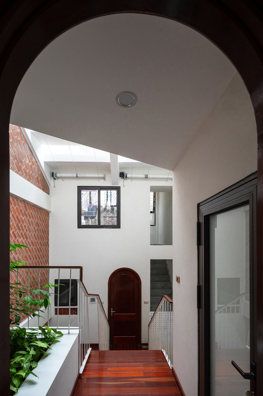 Đại Kim house / Aline Architect - Door, Windows, Facade, Stairs, Chair