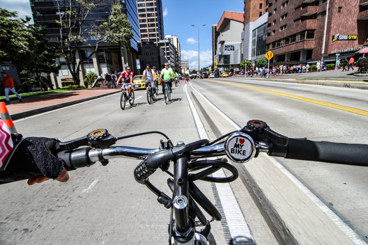 44 Years of Bogotá's Ciclovía - Image 8 of 9