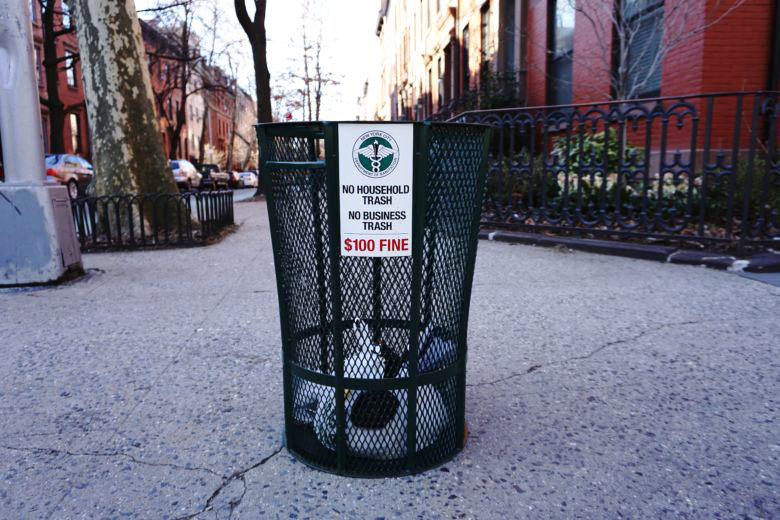Três equipes são selecionadas para redesenhar as latas de lixo de Nova