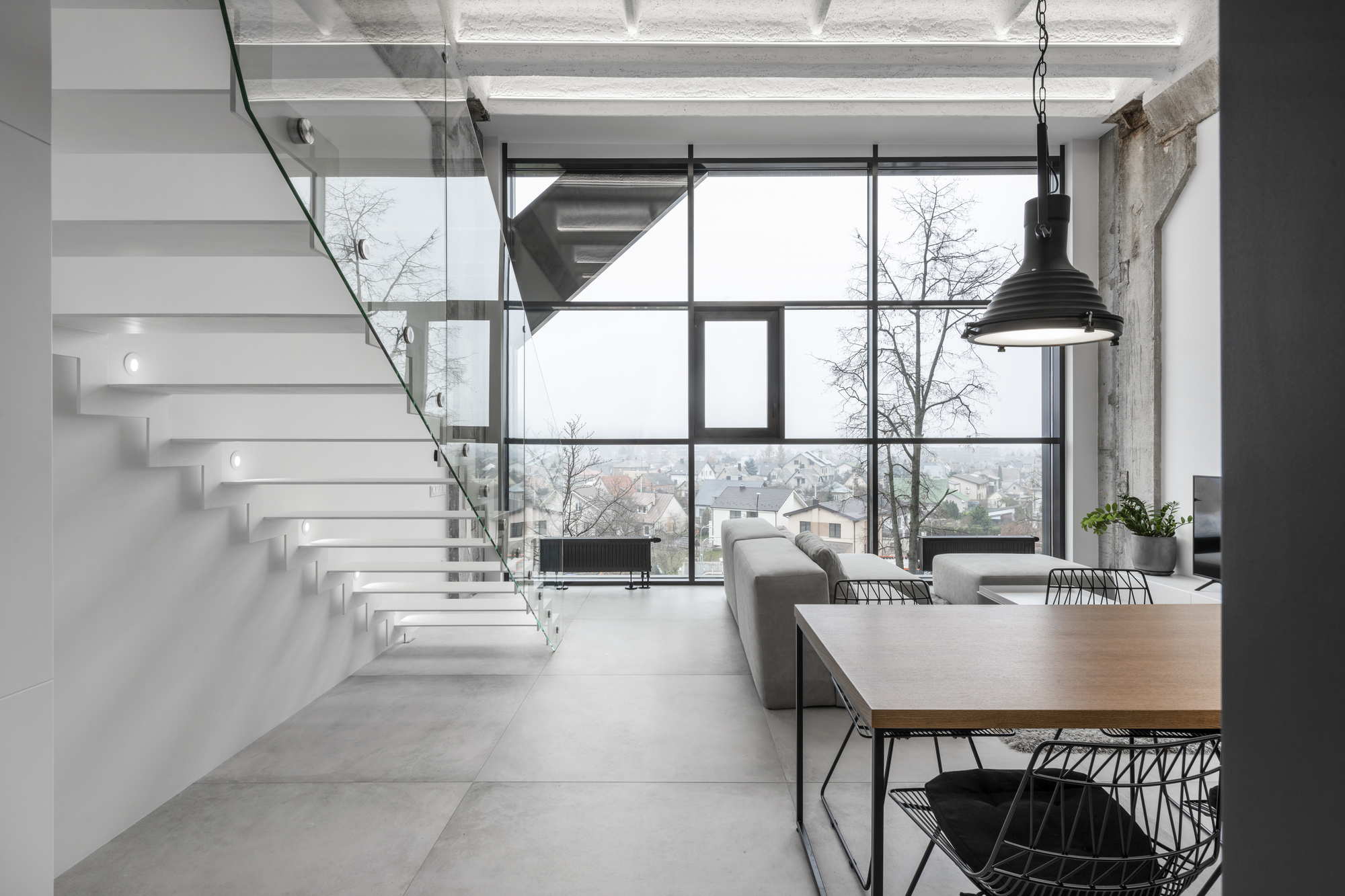 Gallery of Minimalistic Industrial Loft / IDwhite - 36
