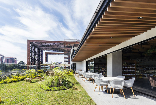 Etu Plaza / Olik Studio - Image 4 of 16