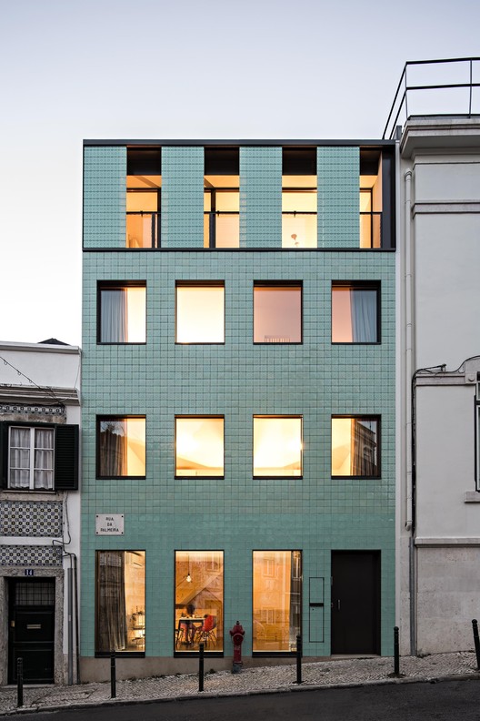 The versatility of ceramic tiles in 6 contemporary projects The versatility of ceramic tiles in 6 contemporary projects - Image 6 of 12