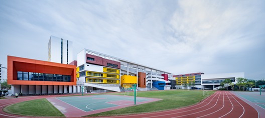 Longyuan School affiliated to Central China Normal University / ZHUBO DESIGN + H DESIGN Longyuan School affiliated to Central China Normal University / ZHUBO DESIGN + H DESIGN - Image 6 of 35