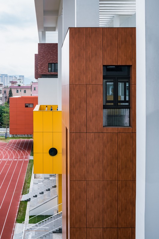 Longyuan School affiliated to Central China Normal University / ZHUBO DESIGN + H DESIGN Longyuan School affiliated to Central China Normal University / ZHUBO DESIGN + H DESIGN - Image 14 of 35