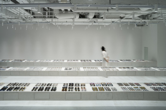 Loja JINS SWFC / junya ishigami + associates Loja JINS SWFC / junya ishigami + associates - Imagem 5 de 13