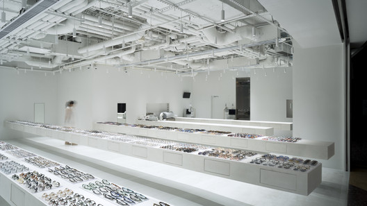 Loja JINS SWFC / junya ishigami + associates Loja JINS SWFC / junya ishigami + associates - Imagem 7 de 13