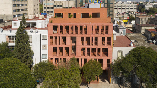 A beleza da cor Pantone 2019 através de 15 projetos A beleza da cor Pantone 2019 através de 15 projetos - Imagem 15 de 16