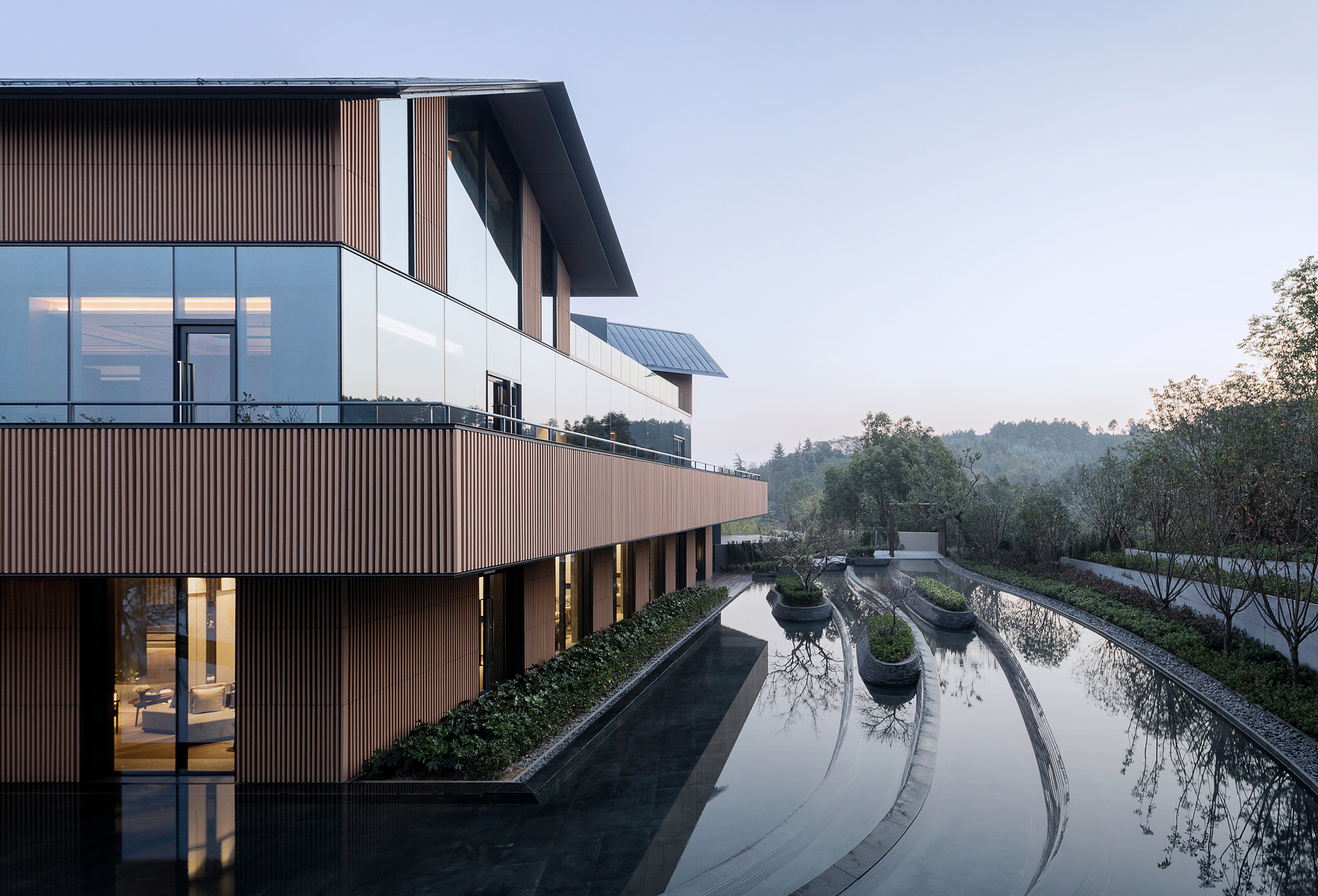 仁恒南京凤凰山居温泉会所 / 上海中房建筑设计 | ArchDaily