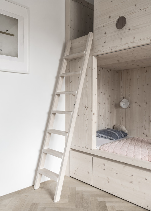 Ostufer / Holzrausch - Imagen 22 de 37