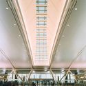 John F. Kennedy International Airport – International Arrivals Building Terminal 4 / SOM - Image 2 of 12