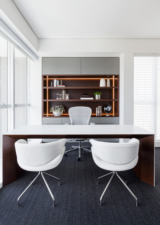 Network Brasil / Metrik Design - Image 2 of 26