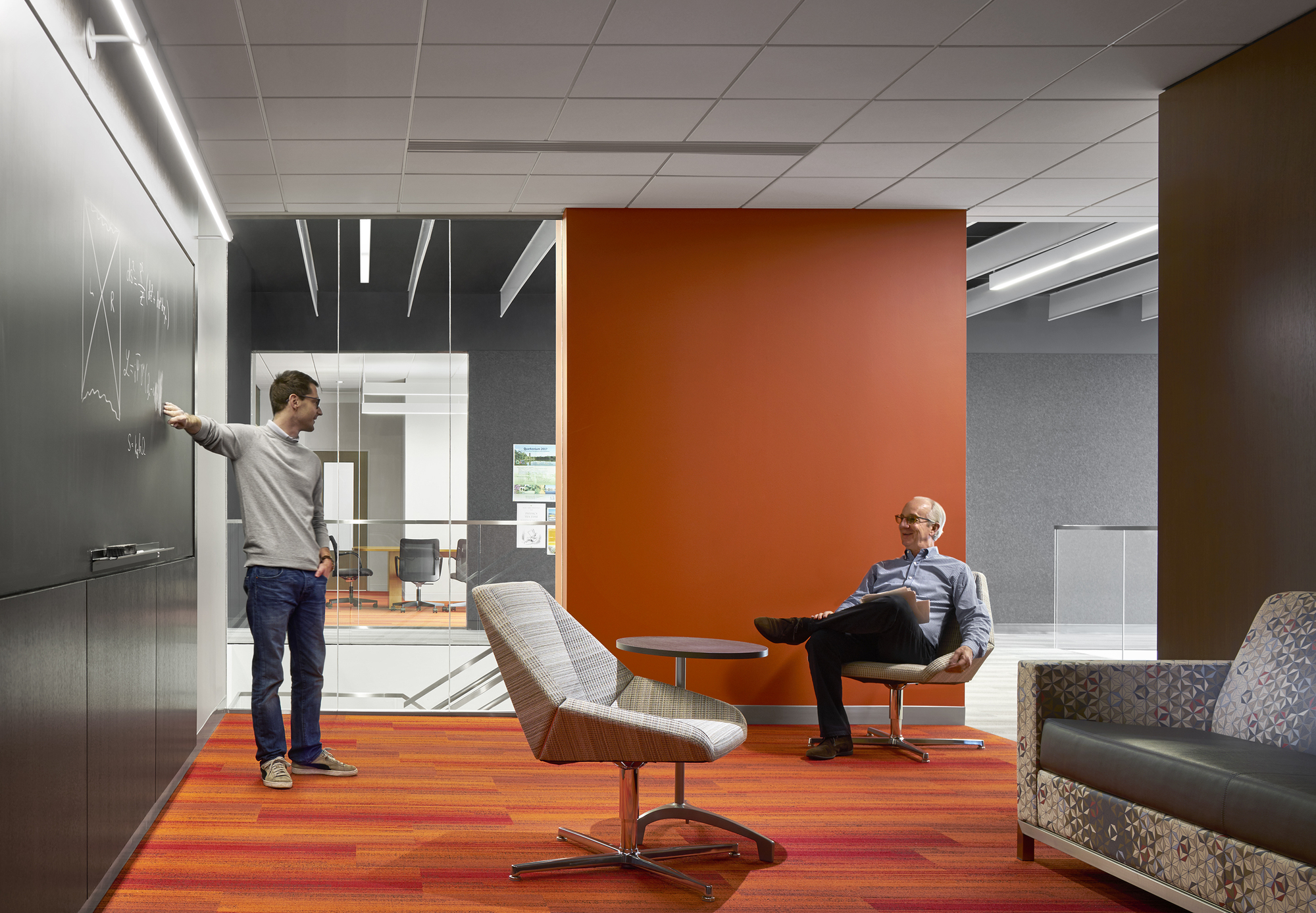 Gallery of University of Chicago Physics Research Center / Perkins