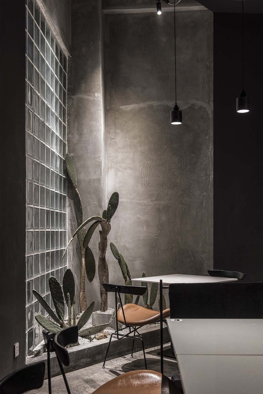 Variation In The Crack • Park Qian / FON STUDIO - Image 19 of 38