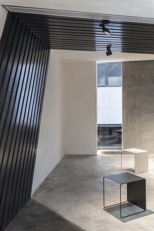 Variation In The Crack • Park Qian / FON STUDIO - Image 25 of 38