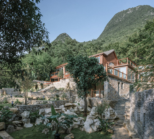 Wanfenglin Stone House / Semisótano arquitectos ( RGRM arquitectos) - Image 2 of 26