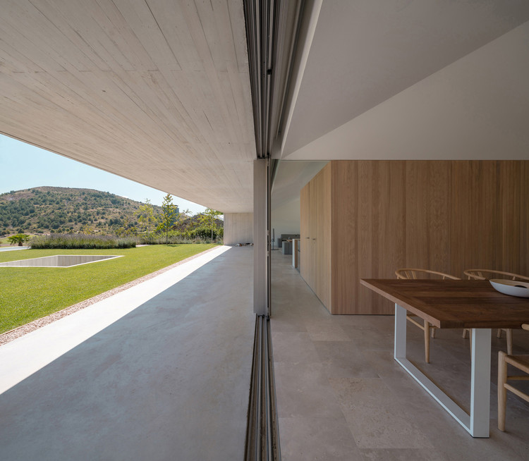 Vivienda en Pamplona / Pereda Pérez Arquitectos - Barandas