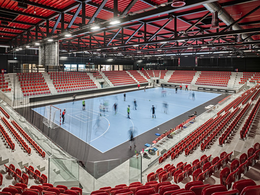 WIN4 Sports Centre / EM2N WIN4 Sports Centre / EM2N - Image 2 of 19