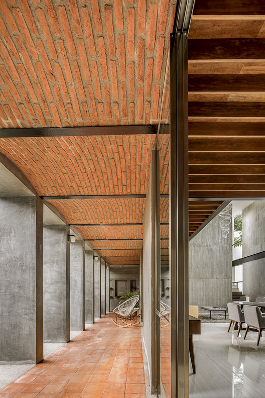 Casa Ataulfo / Apaloosa Estudio de Arquitectura y Diseño - Imagen 8 de 43
