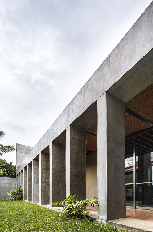 Casa Ataulfo / Apaloosa Estudio de Arquitectura y Diseño - Imagen 11 de 43