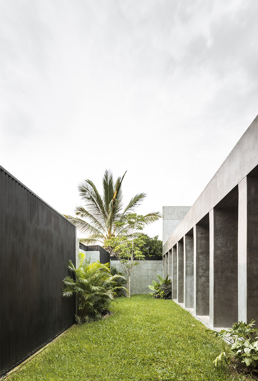 Casa Ataulfo / Apaloosa Estudio de Arquitectura y Diseño - Imagen 16 de 43