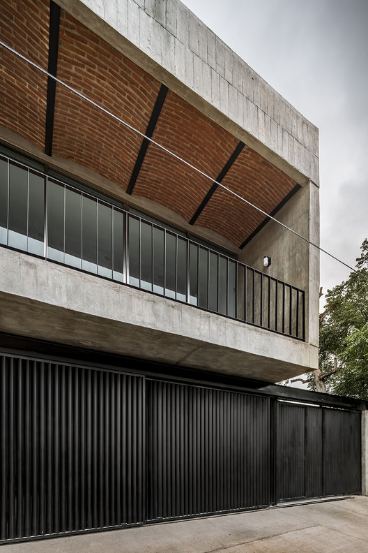 Casa Ataulfo / Apaloosa Estudio de Arquitectura y Diseño - Imagen 18 de 43