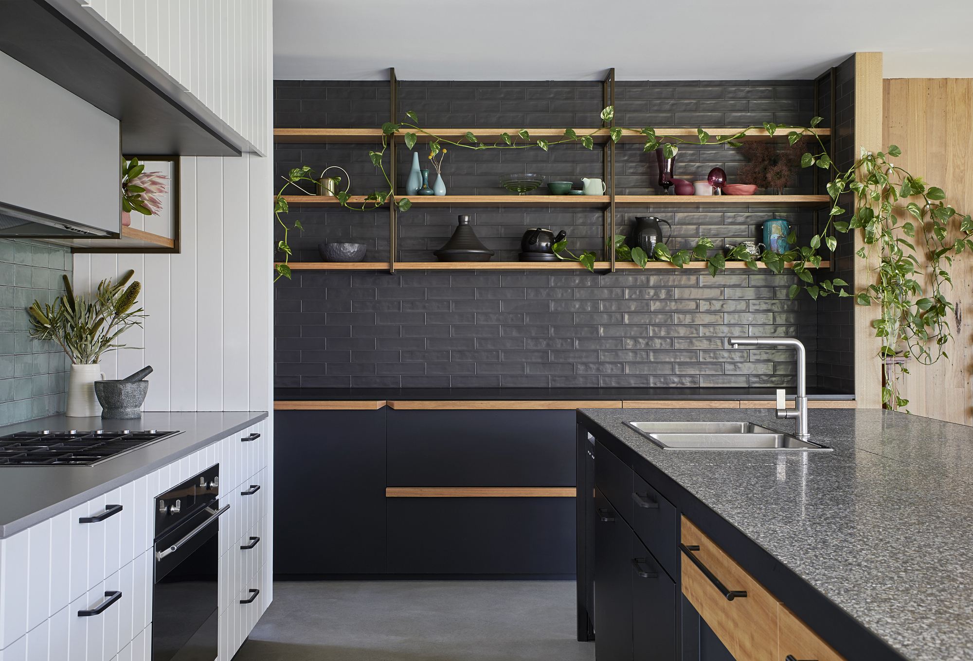 Galería de Bent Annexe / BENT Architecture 15