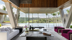 Fazenda Boa Vista Residence / Maurício Karam Arquitetura
