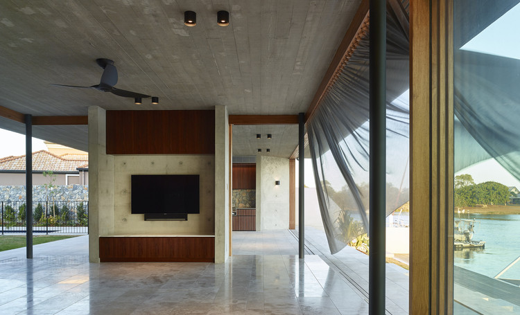 V House / Shaun Lockyer Architects - Image 4 of 26