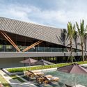 Centro Cultural Vanke Xishuangbanna / XAA - Centro Cultural