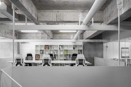 Escritório Edgelab Studio / Edgelab Studio - Imagem 10 de 36