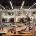 Shop ITSU Rio de Janeiro / Terra e Tuma Arquitetos Associados - Store