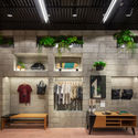 Shop ITSU Rio de Janeiro / Terra e Tuma Arquitetos Associados - Store
