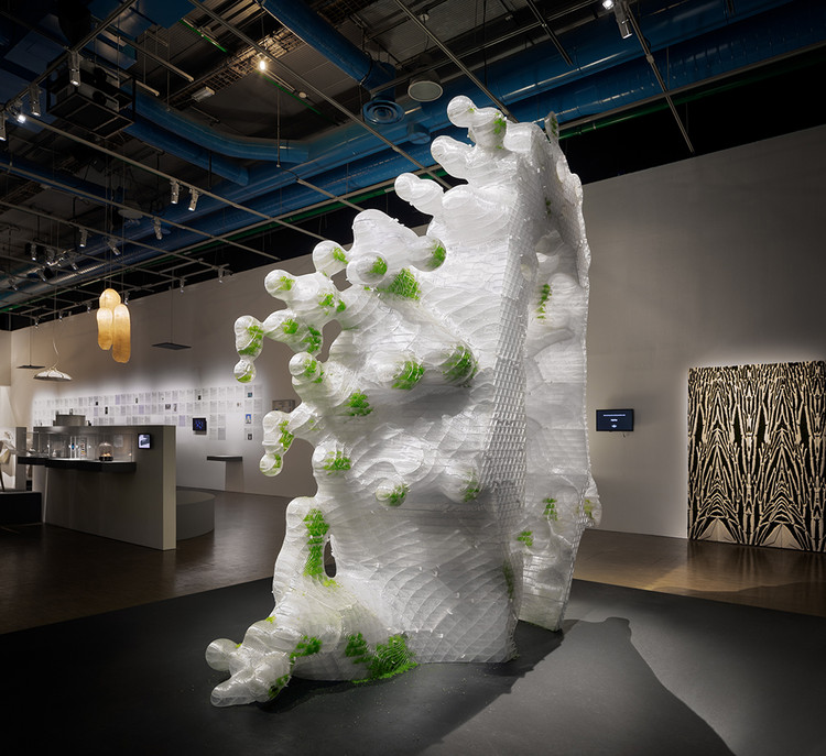 Centro Pompidou inaugura exposição de esculturas vivas, liderando a vida na era digital - Mais Imagens