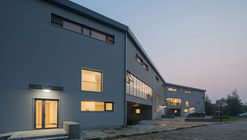 植物园专家公寓 / 土木石建筑