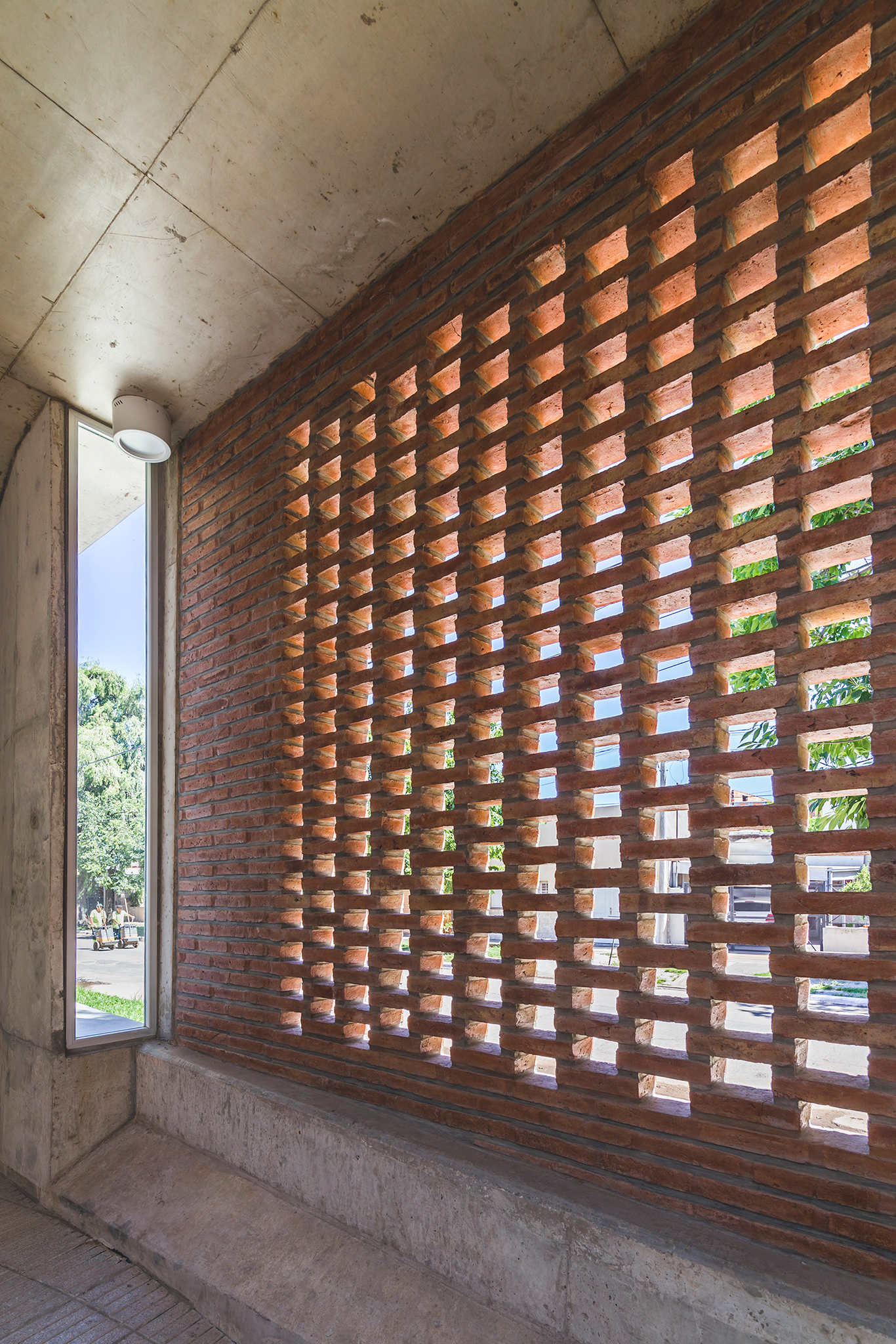 Gallery of Defense Building in Schneider/ Valiente, Adelia, Carreras ...