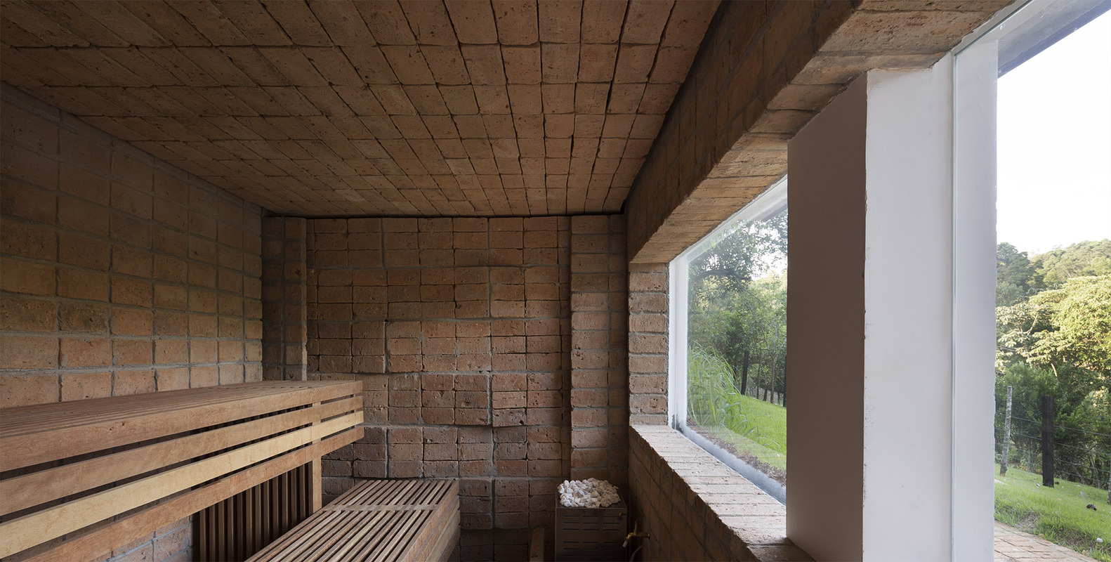Sauna São Roque / messina | rivas - Viga, Banco