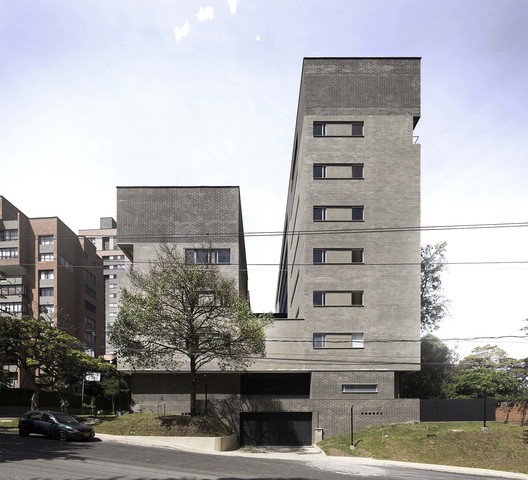 Obra 15 / Llano Arquitetos - Imagem 15 de 22
