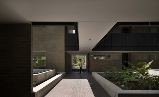 Obra 15 / Llano Arquitetos - Imagem 16 de 22