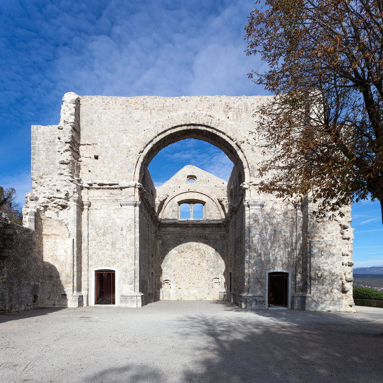 Summer Stage at Kastav, Crekvina / Nenad Fabijanić - Facade, Arcade, Arch