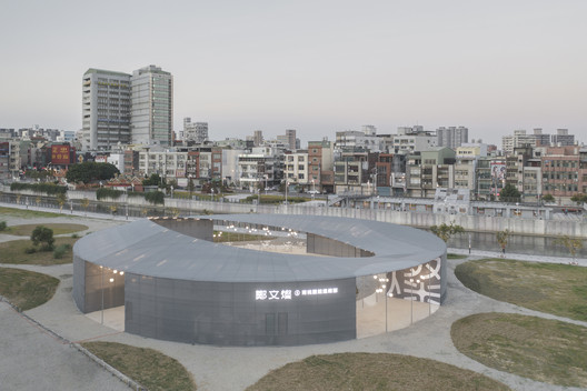 Election Campaign Headquarter / BIAS Architects